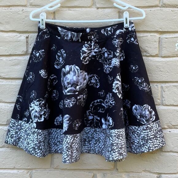 Take 50% OFF- Prabal Gurung For Target Ruffled A-Line Skirt Floral, Size-4 - Picture 1 of 8